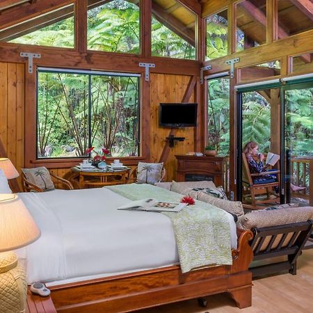 Volcano Village Lodge Eksteriør billede