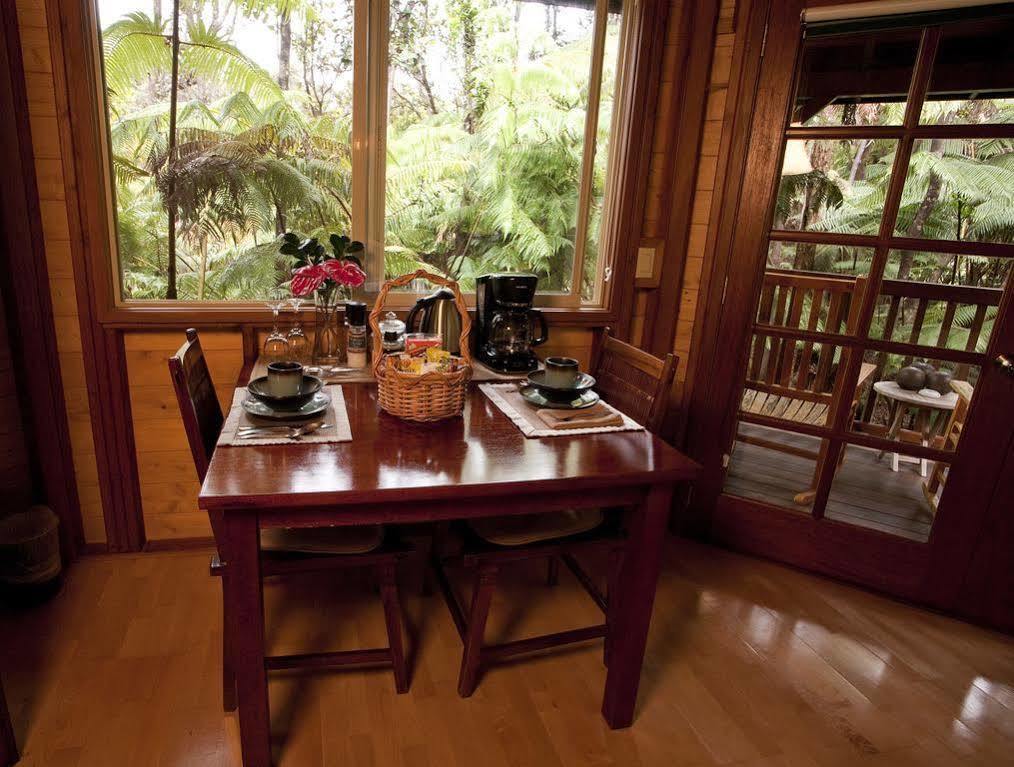 Volcano Village Lodge Eksteriør billede